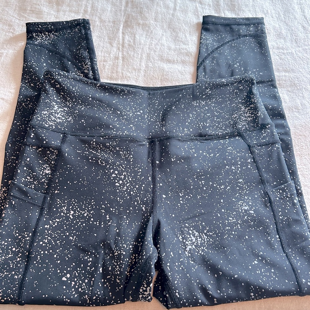 🖤ZYIA Active Light N Tight Pocket Hi-Rise 7/8 Leggings Sz 8 - 10